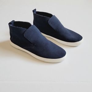 Dolce Vita Navy Sneaker Ankle Boots Sz. 9
